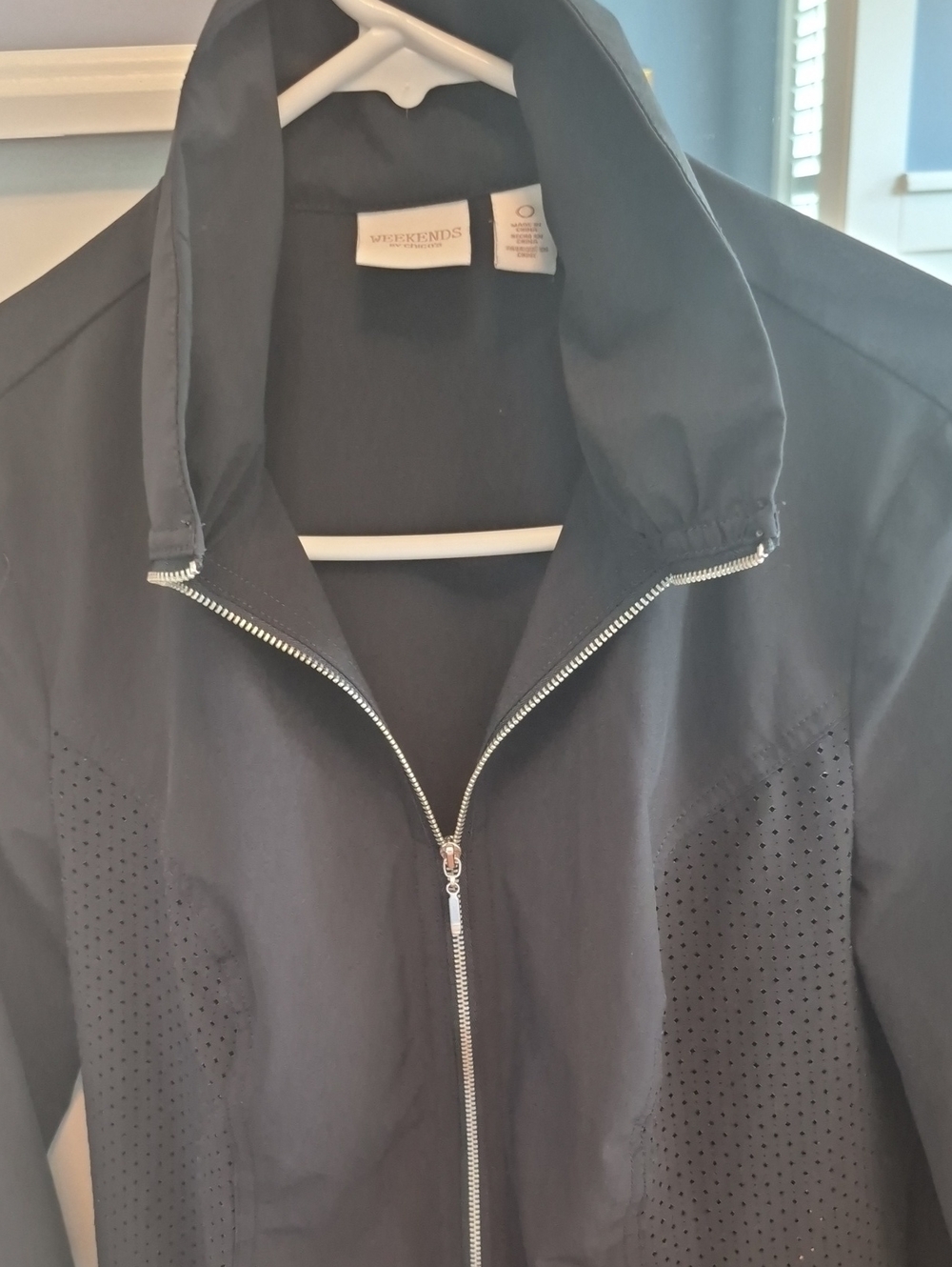 Women's Chico's Weekends Black Perforated Zip Utility Jacket - Picture 1 of 10